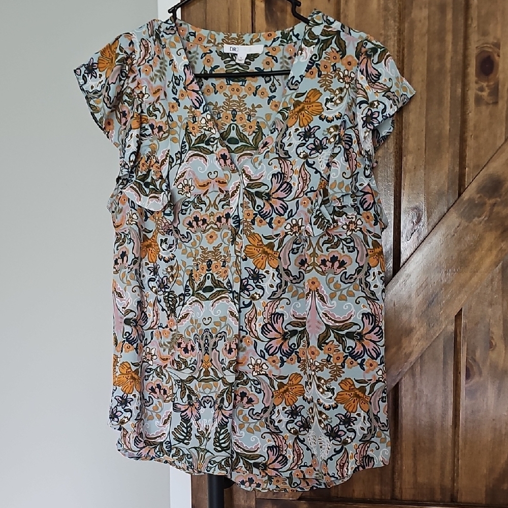 DR2 White Graphic Cap Sleeve Blouse